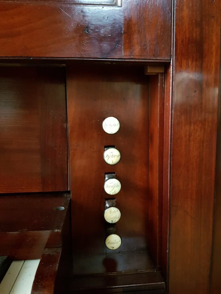 Thomas Elliot Chamber Organ 5